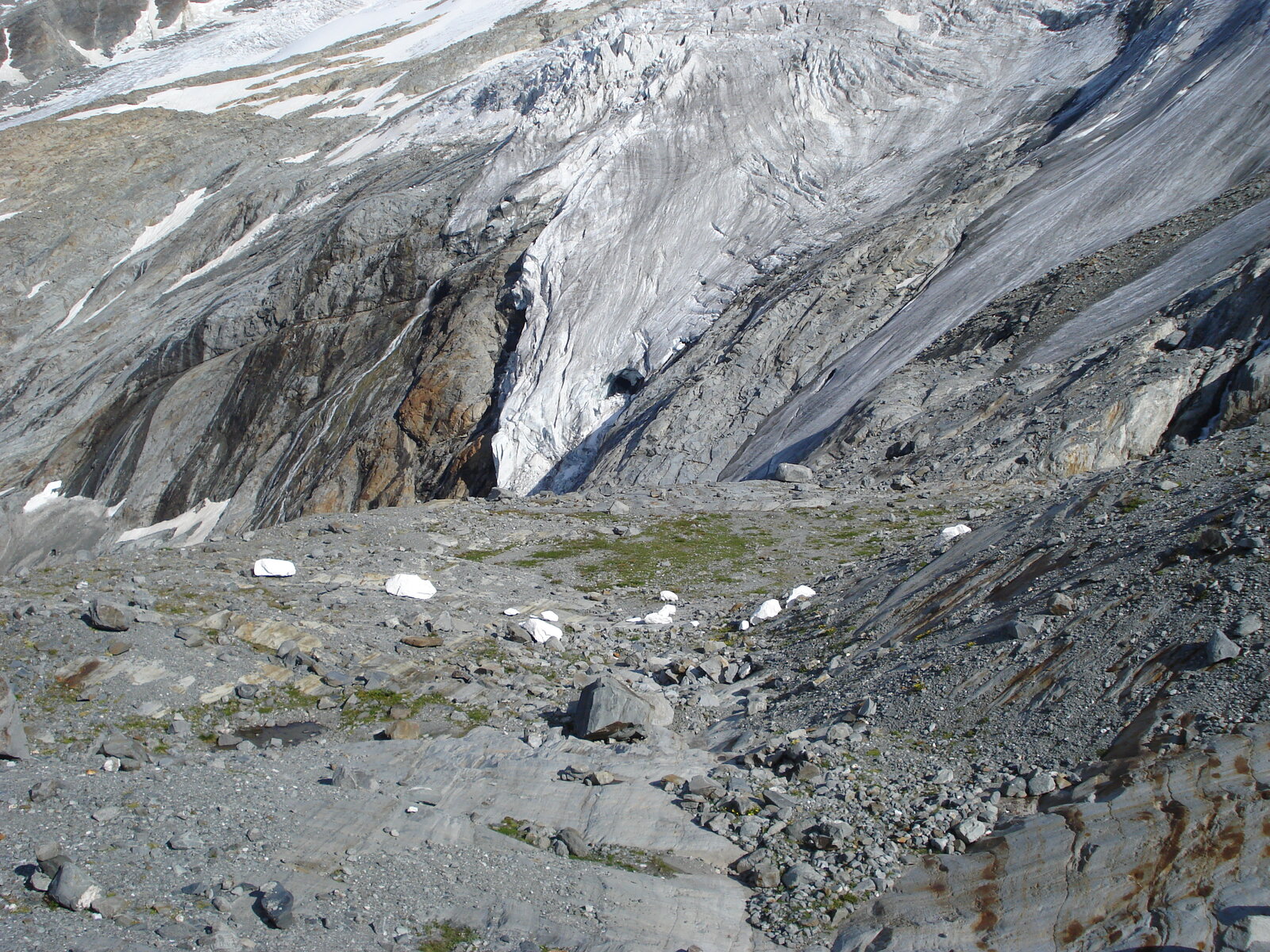 Andrea Clavadetscher – Steine